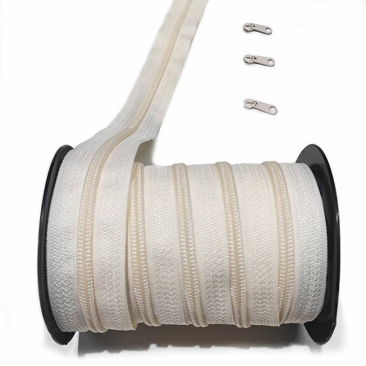 zip-spiralovy-ecru-5-mm-metraz-1.jpg