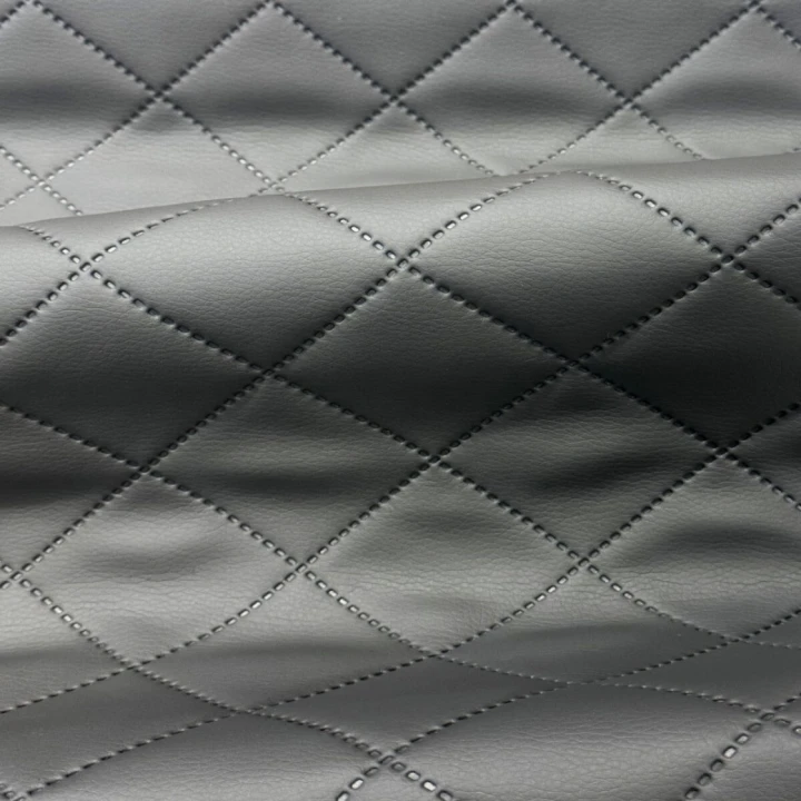 le-cuir-ecologique-pointu-5x5-cm-couleur-graphite.jpg