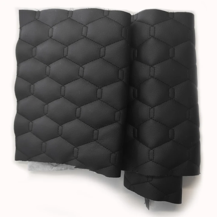 ekokoza-presivana-geo-farba-cierno-cerna-metraz-145-cm-3.jpg