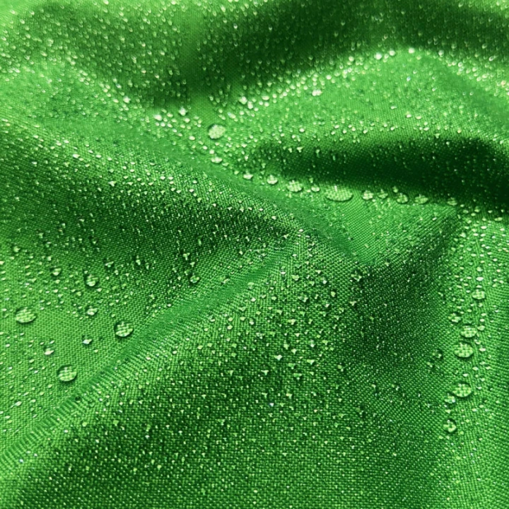 vodu-odpuzujici-latky-oxford-sire-160-cm-zelena.jpg