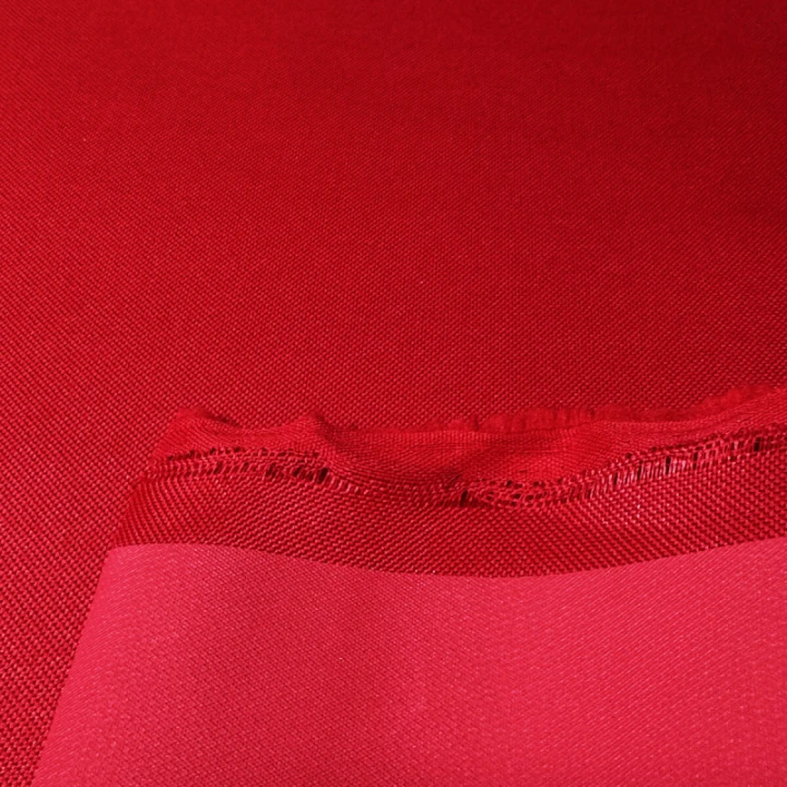 nepremokava-latka-kodura-11-farba-cervena-metraz-150-cm.jpg