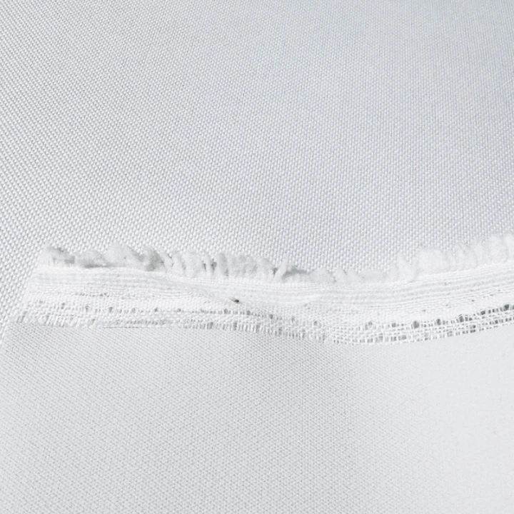 nepremokava-latka-kodura-33-farba-biela-metraz-150-cm.jpg