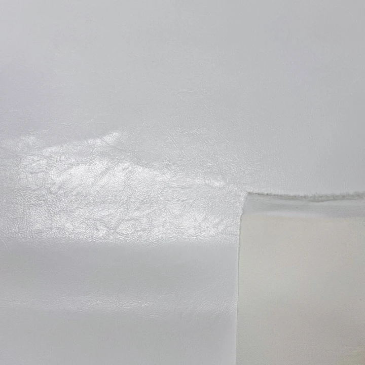 ekokoza-glazovana-farba-biela-metraz-140-cm.jpg