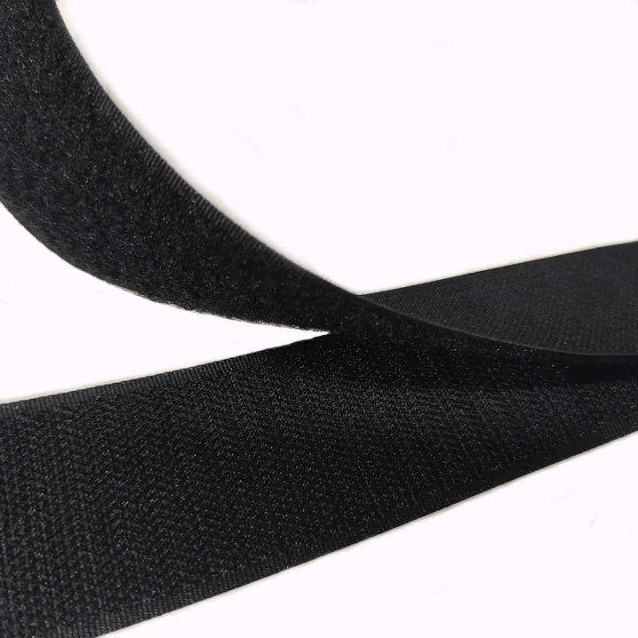 paska-suchy-zips-set-barva-cerna-25-m-3.jpg