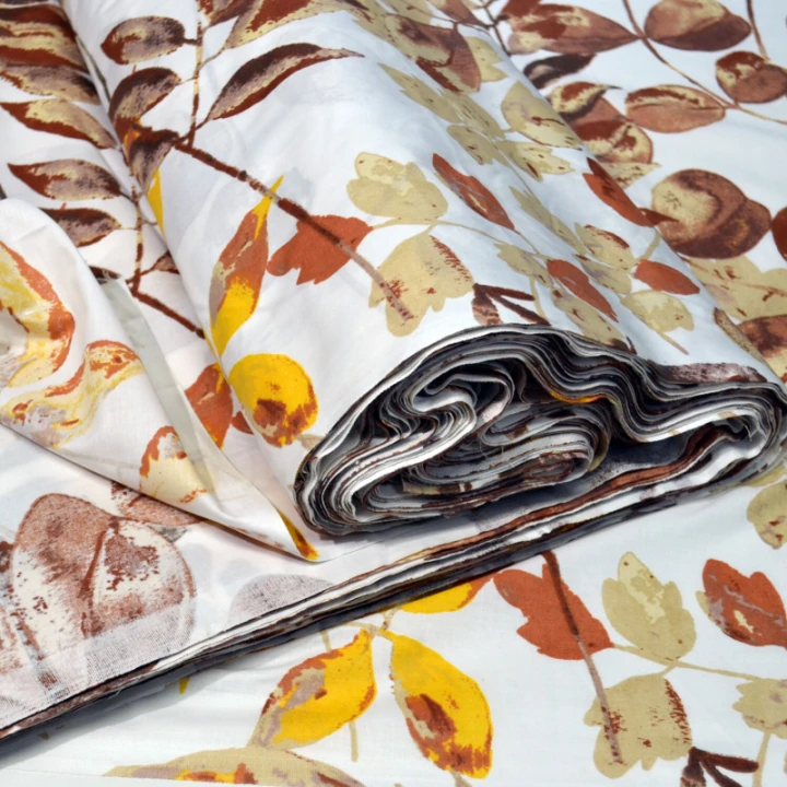 tissu-en-coton-motif-de-fleurs-1792-fr-222.jpg