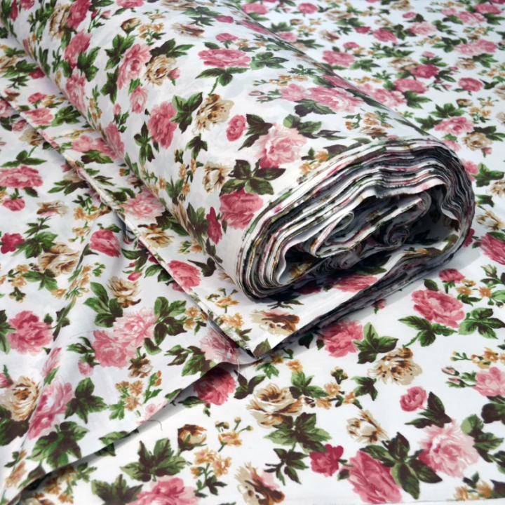 tissu-en-coton-motif-de-fleurs-1796-fr-111.jpg