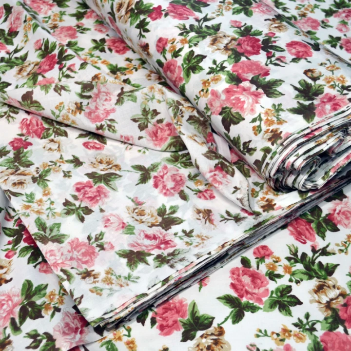 tissu-en-coton-motif-de-fleurs-1796-fr-222.jpg
