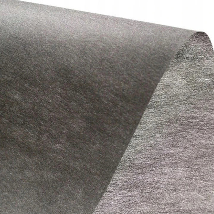 vlizelin-z-lepidlem-barva-cerna-40-gr-800x800-2.jpg