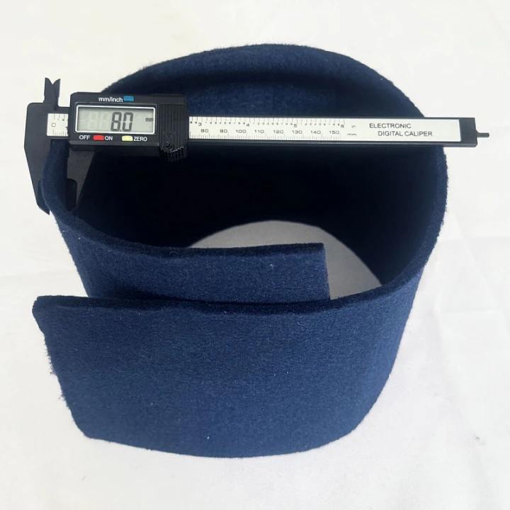 technicky-filc-5-mm-barva-tmave-modra-sirka-100-cm-1.jpg